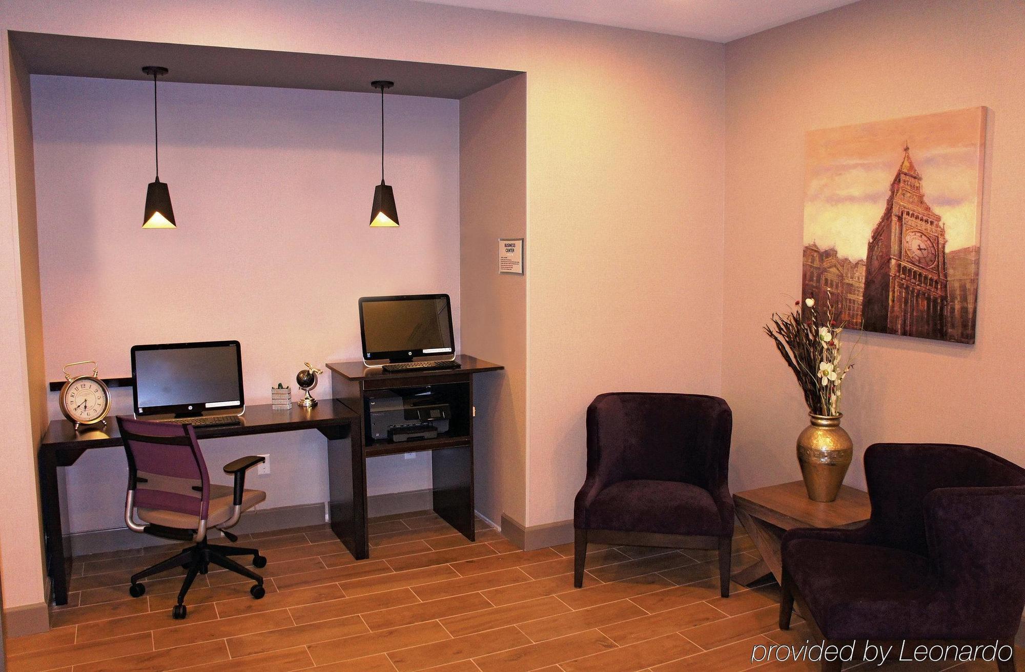 La Quinta By Wyndham - Olympia Hotel